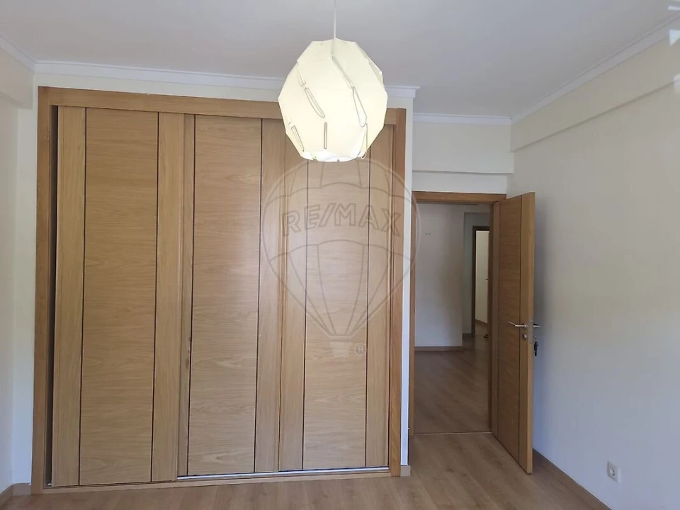 Apartamento T3 para Venda em Mina de Água Foto 1