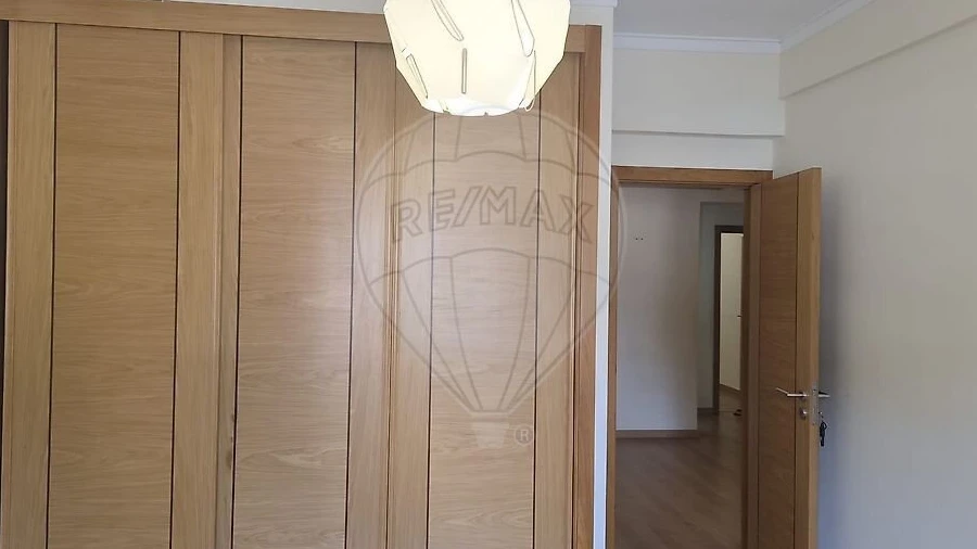 Apartamento T3 para Venda em Mina de Água