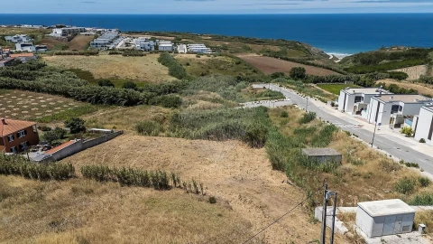 Terreno para Venda em Lourinhã e Atalaia