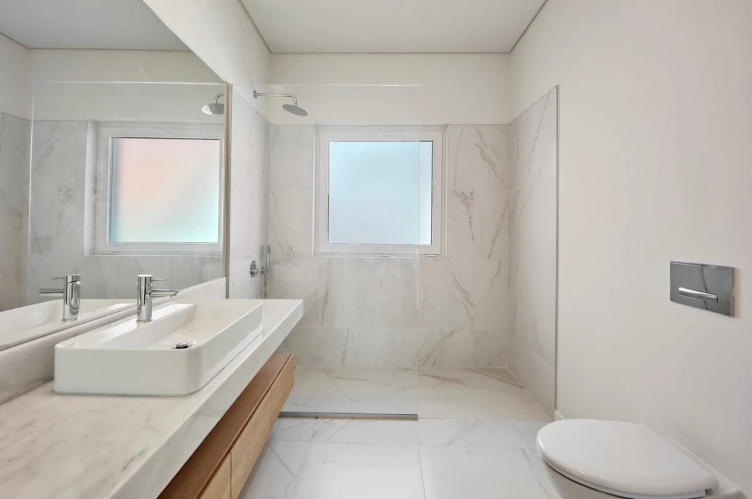 Apartamento T2 para Venda em Campolide Foto 17