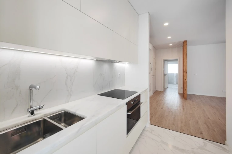 Apartamento T2 para Venda em Campolide Foto 8
