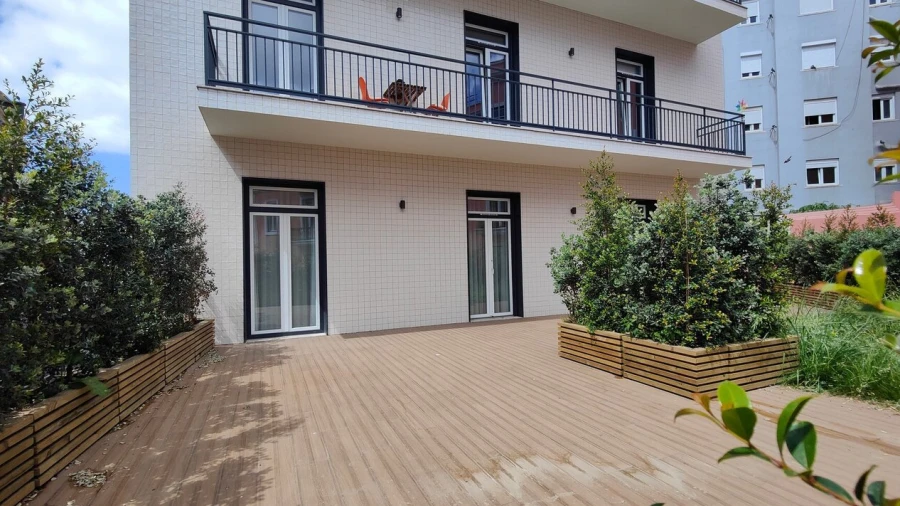 Apartamento T2 para Venda em Campolide