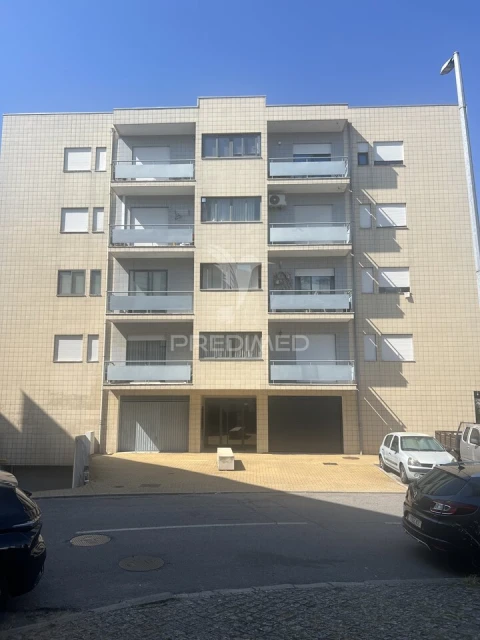 Apartamento T3 para Venda em Real, Dume e Semelhe