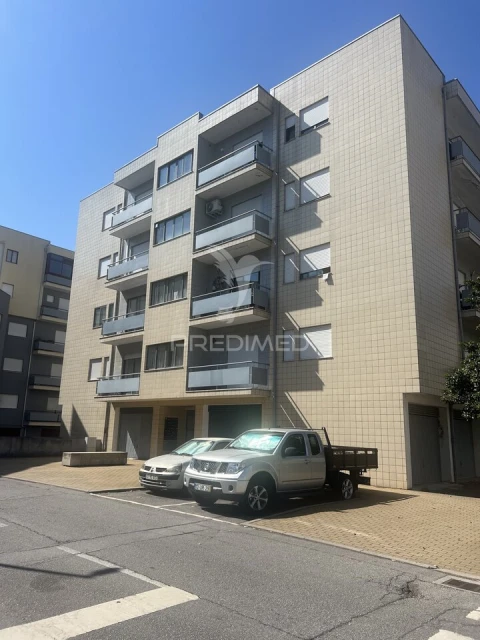 Apartamento T3 para Venda em Real, Dume e Semelhe