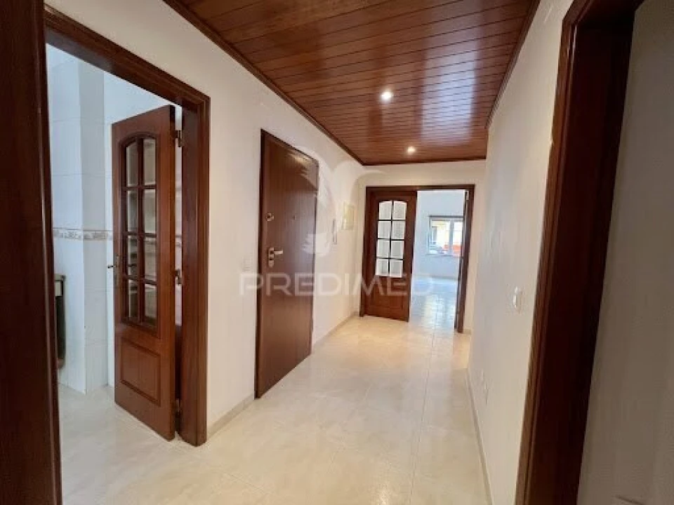 Apartamento T3 para Venda em Moita Foto 8