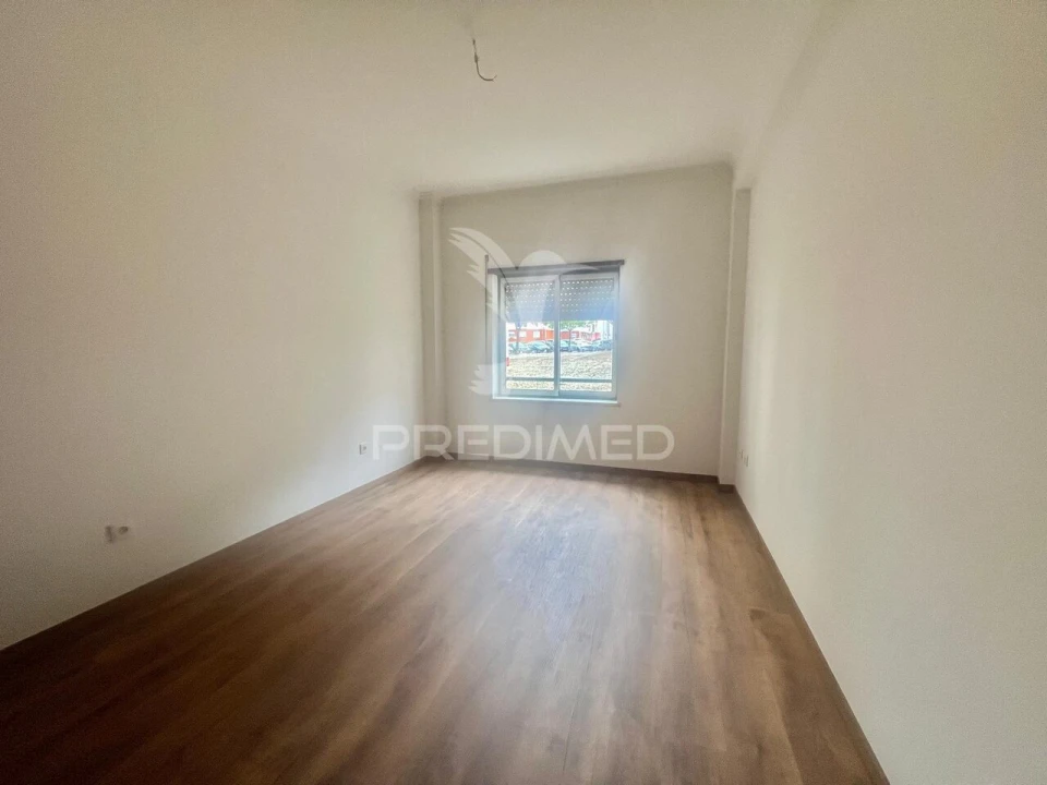 Apartamento T3 para Venda em Moita Foto 17