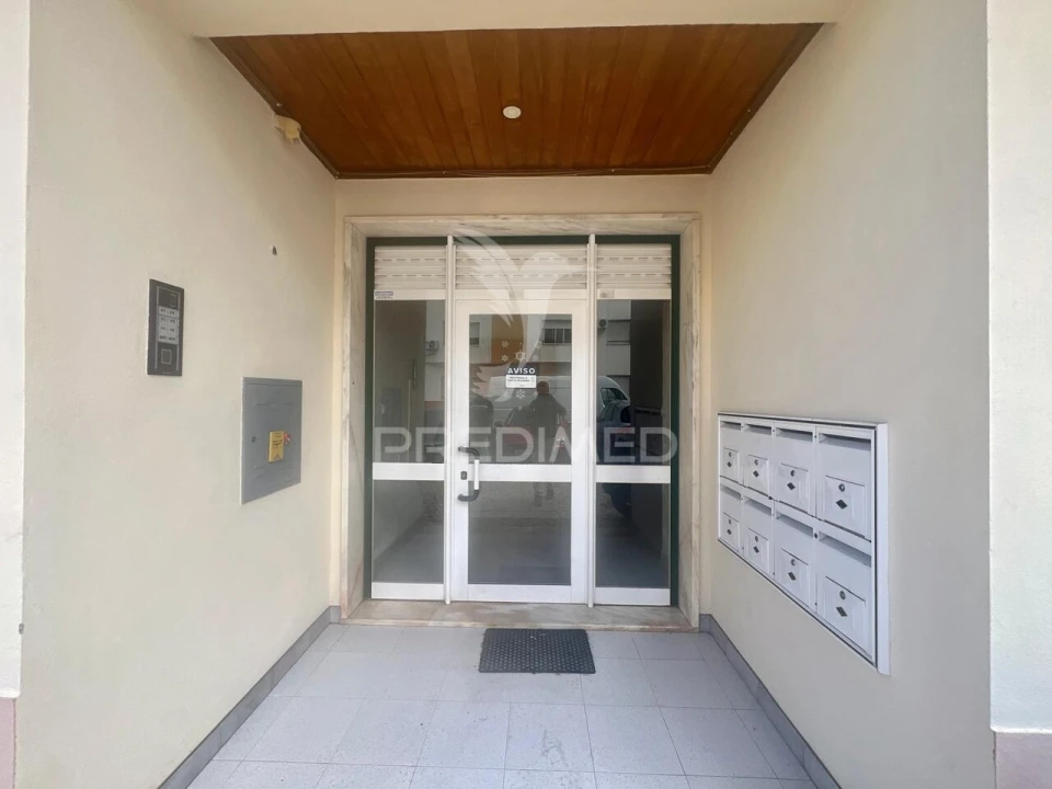 Apartamento T3 para Venda em Moita Foto 22