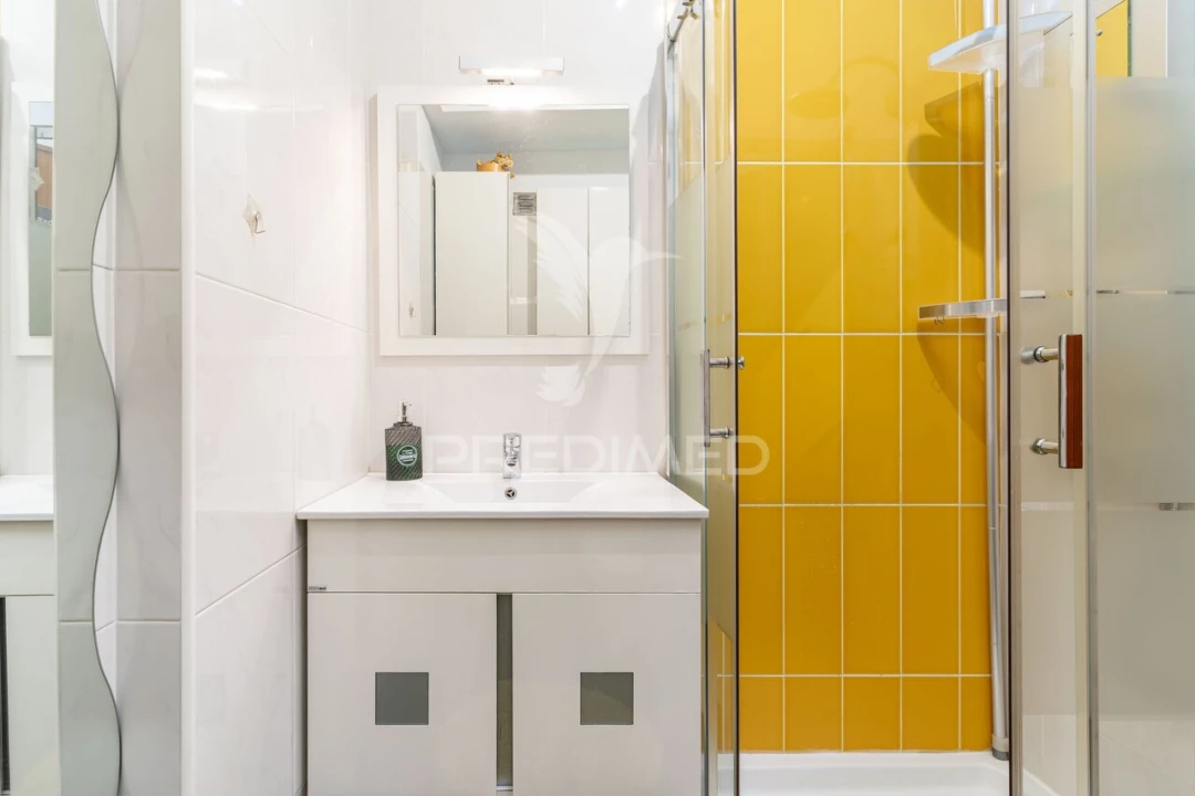 Apartamento T2 para Venda em Águas Livres Foto 2