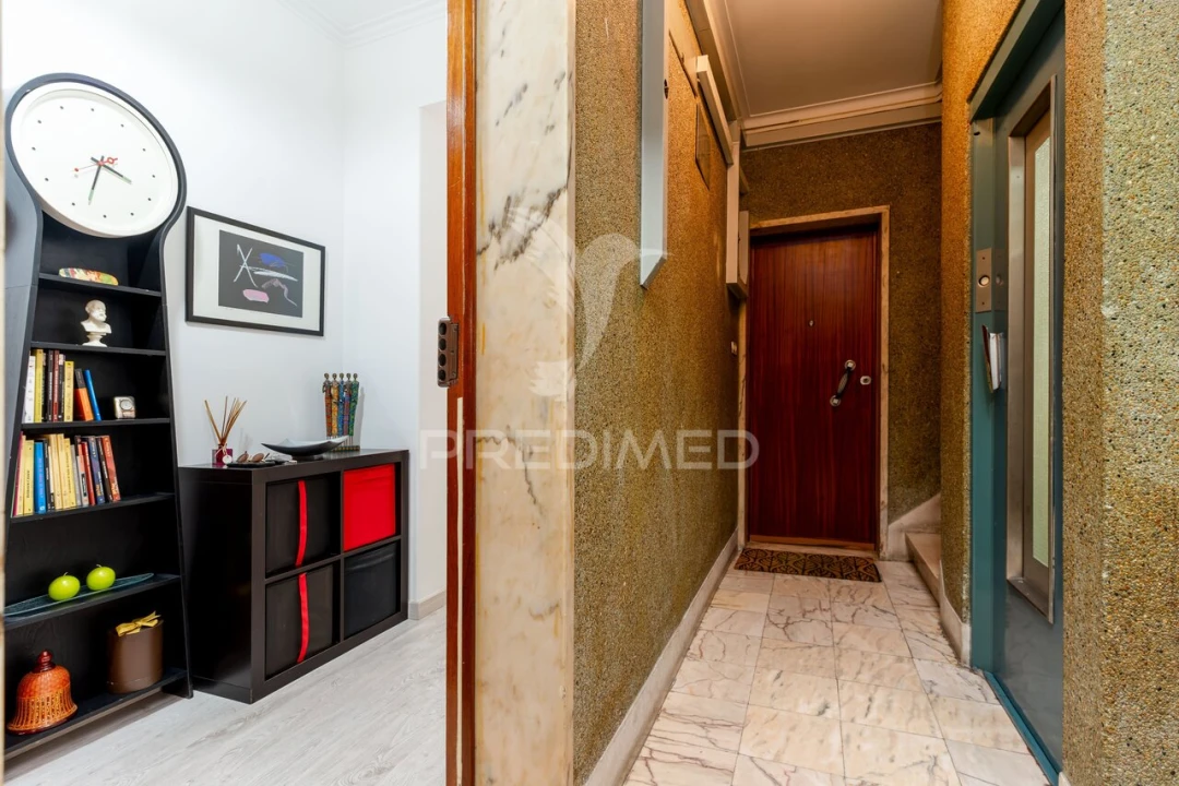 Apartamento T2 para Venda em Águas Livres Foto 25