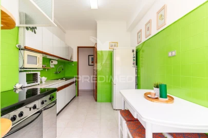 Apartamento T2 para Venda em Águas Livres