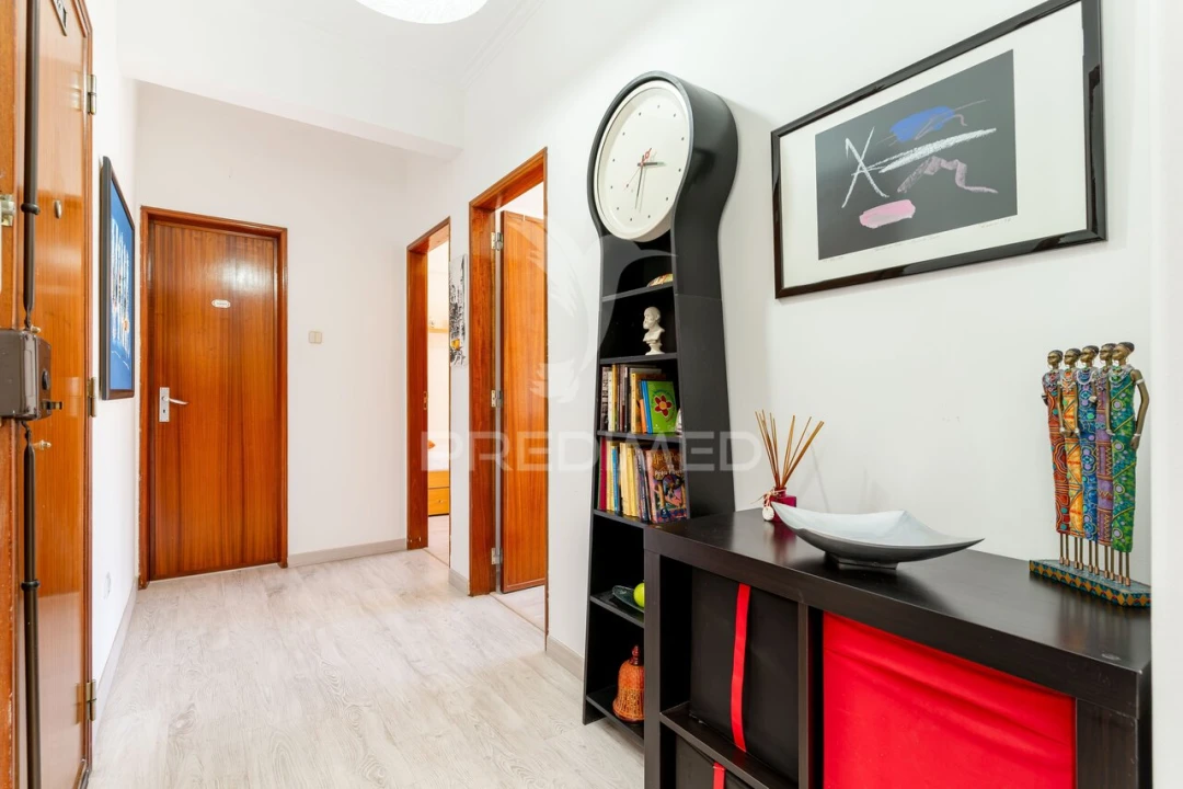 Apartamento T2 para Venda em Águas Livres Foto 11