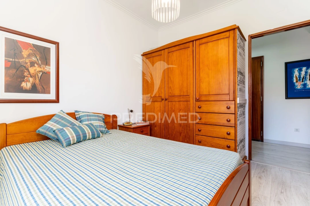Apartamento T2 para Venda em Águas Livres Foto 9