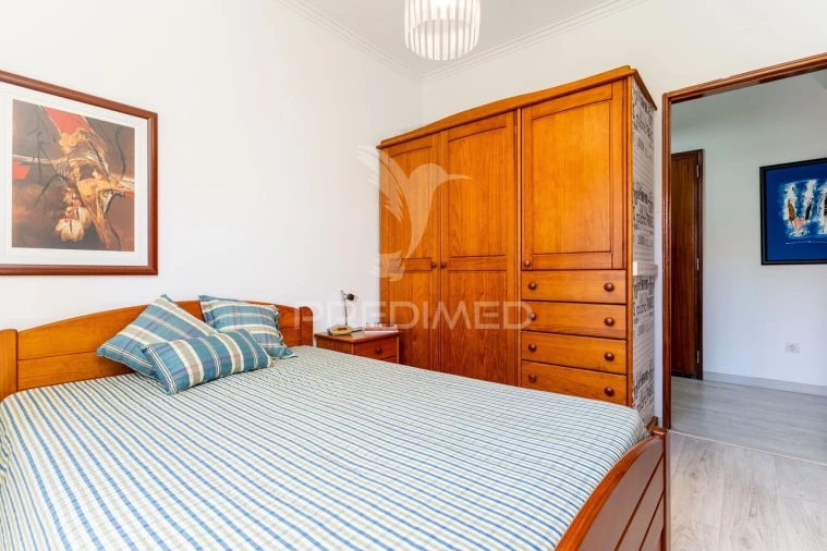 Apartamento T2 para Venda em Águas Livres Foto 9