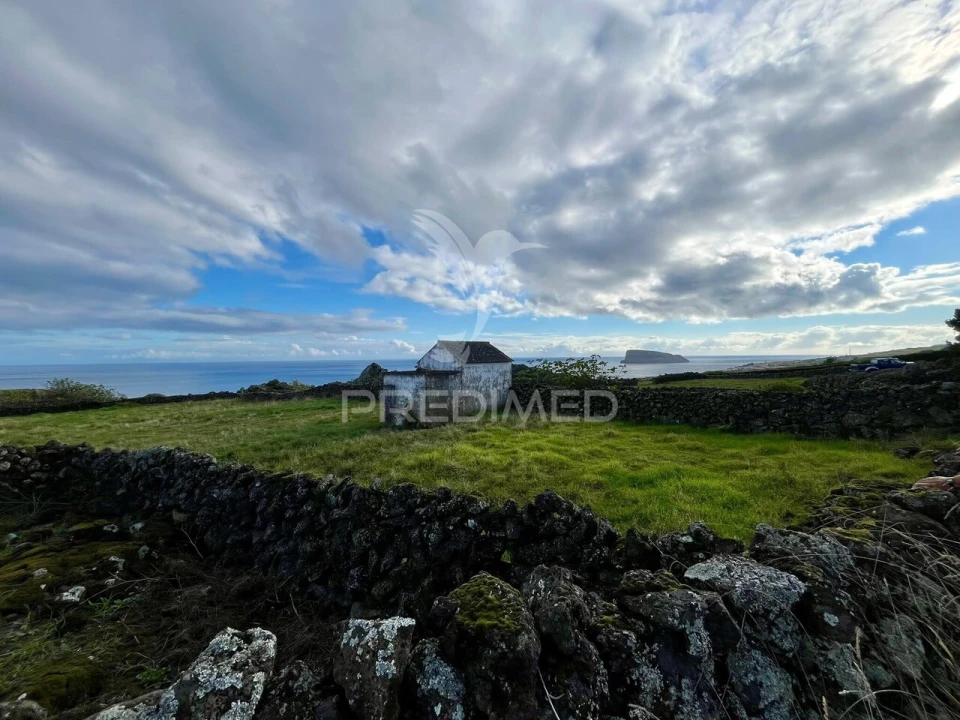 Terreno para Venda em São Sebastião Foto 1