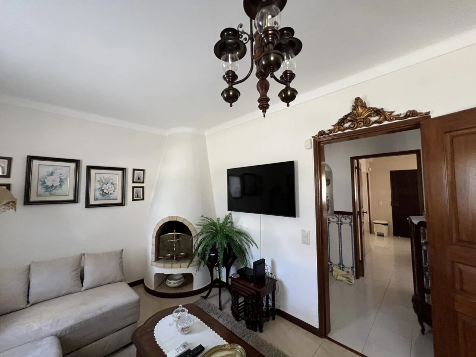 Moradia T5 para Venda em Ferreiras Foto 15