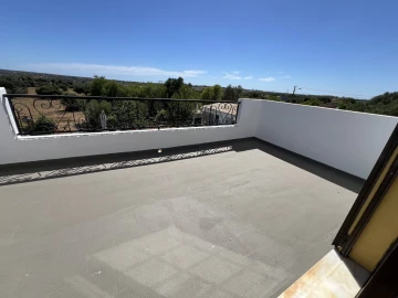Moradia T5 para Venda em Ferreiras