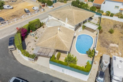 Moradia T4 para Venda em Lagos (São Sebastião e Santa Maria)