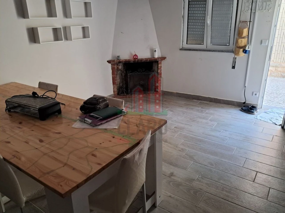 Prédio para Venda em Coimbrão Foto 18