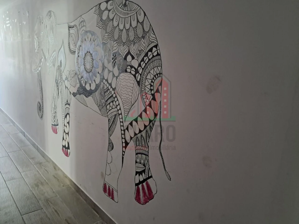 Prédio para Venda em Coimbrão Foto 8