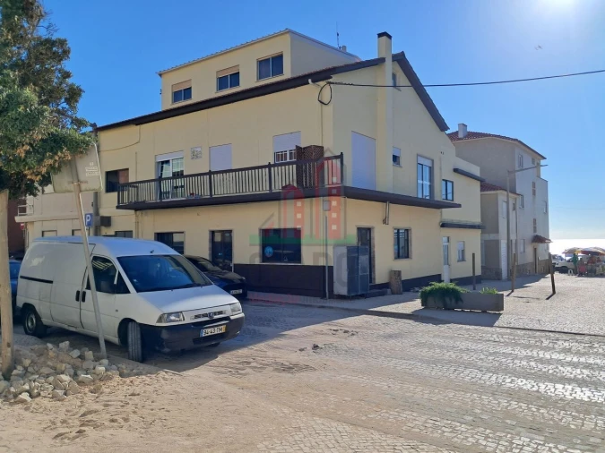 Prédio para Venda em Coimbrão Foto 2