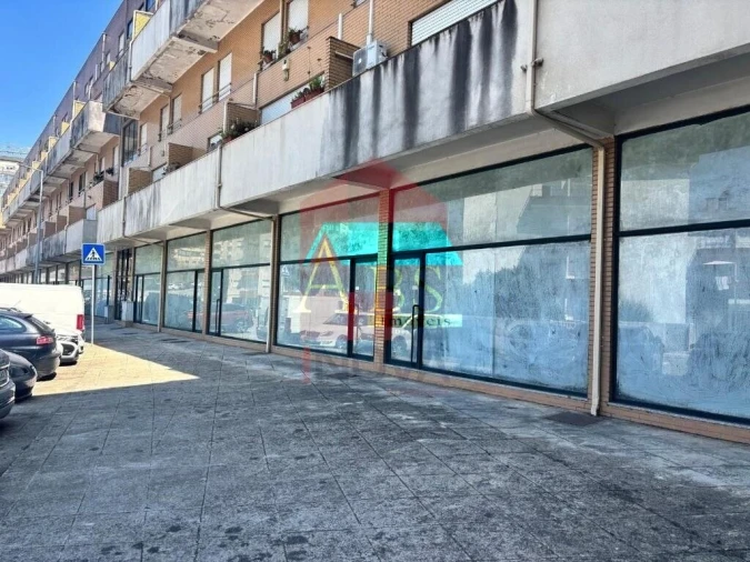 Loja para Venda em Real, Dume e Semelhe Foto 13
