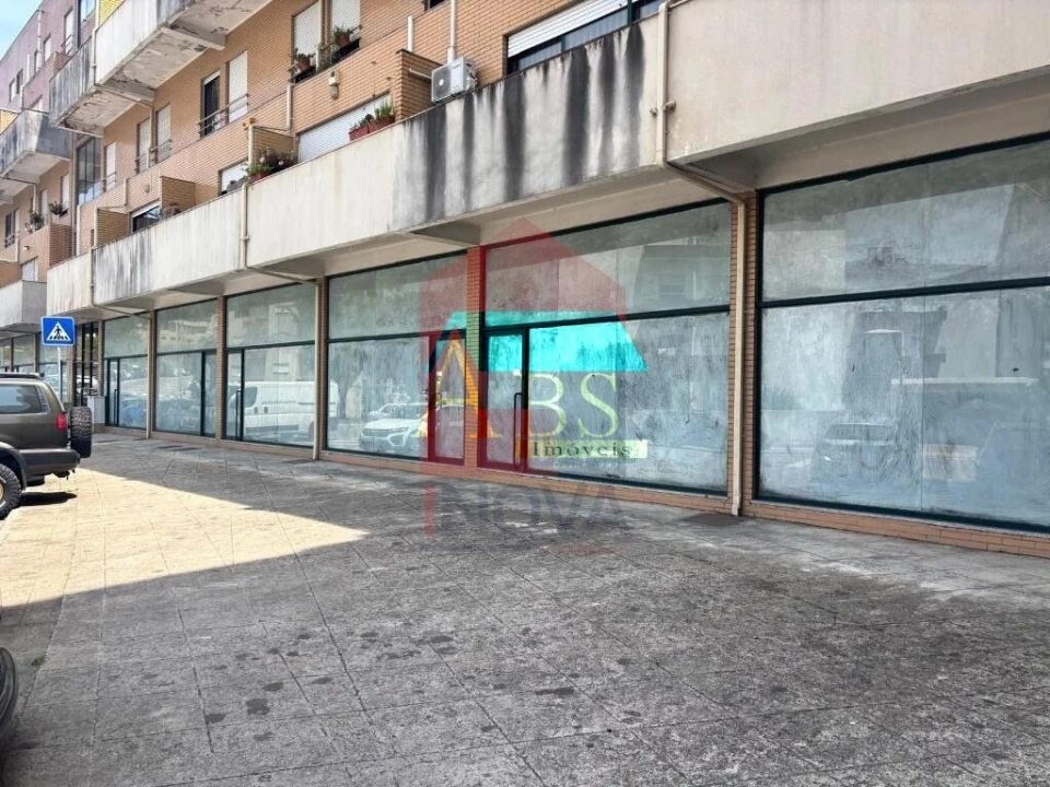 Loja para Venda em Real, Dume e Semelhe Foto 12