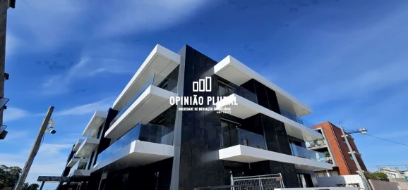 Apartamento T4 para Venda em Gulpilhares e Valadares