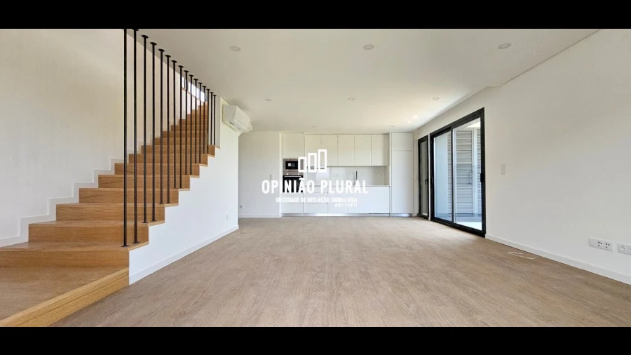 Apartamento T4 para Venda em Gulpilhares e Valadares