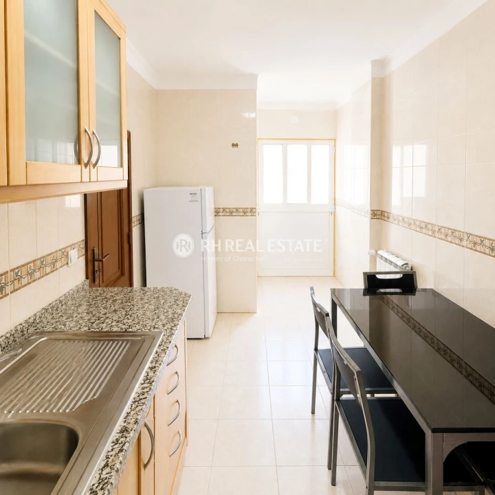 Apartamento T1 para Arrendamento em Buarcos Foto 2