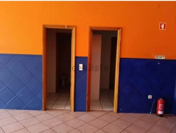 Loja para Venda em Vila de Cucujães