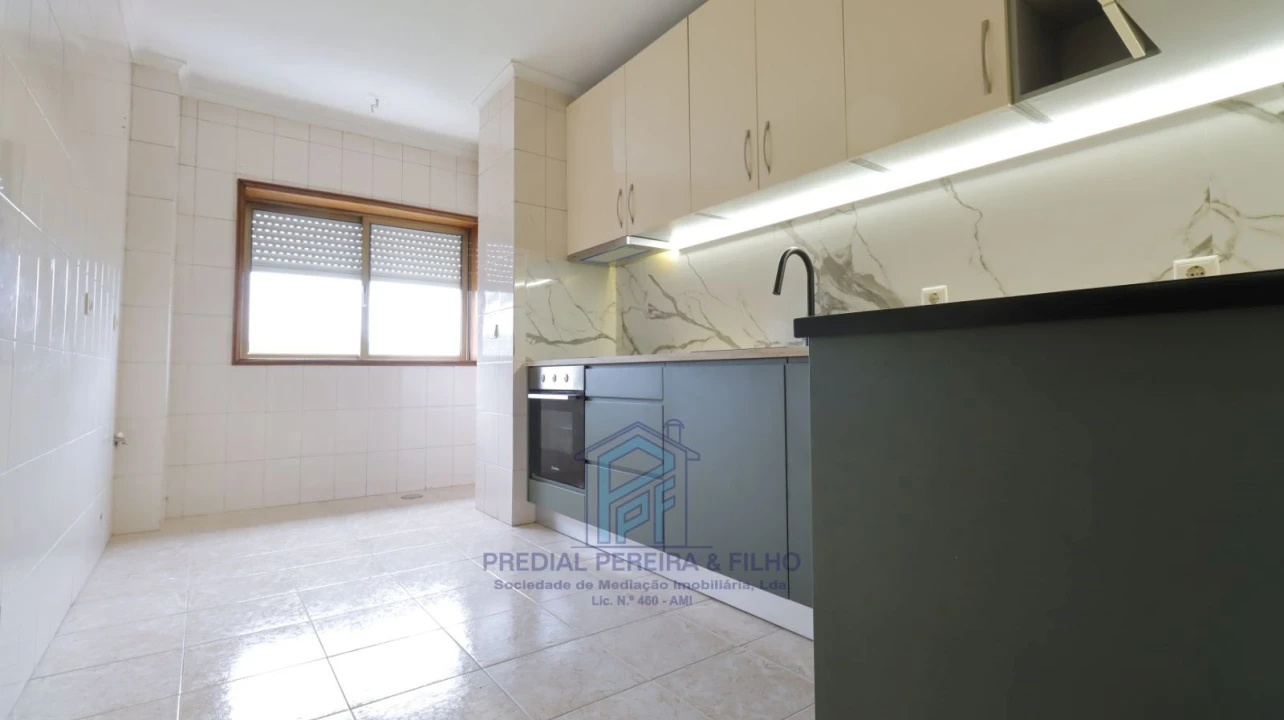Apartamento T3 para Venda em Rio Tinto Foto 3