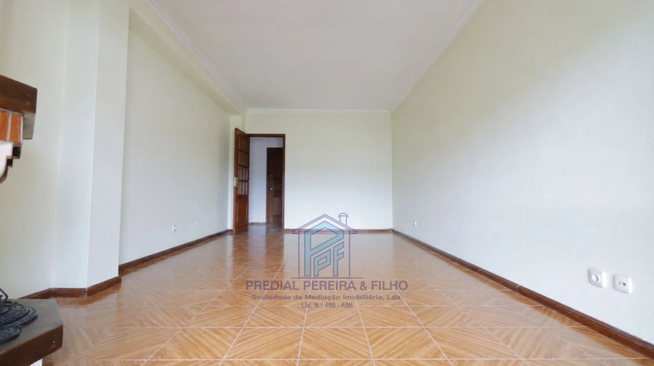 Apartamento T3 para Venda em Rio Tinto Foto 9