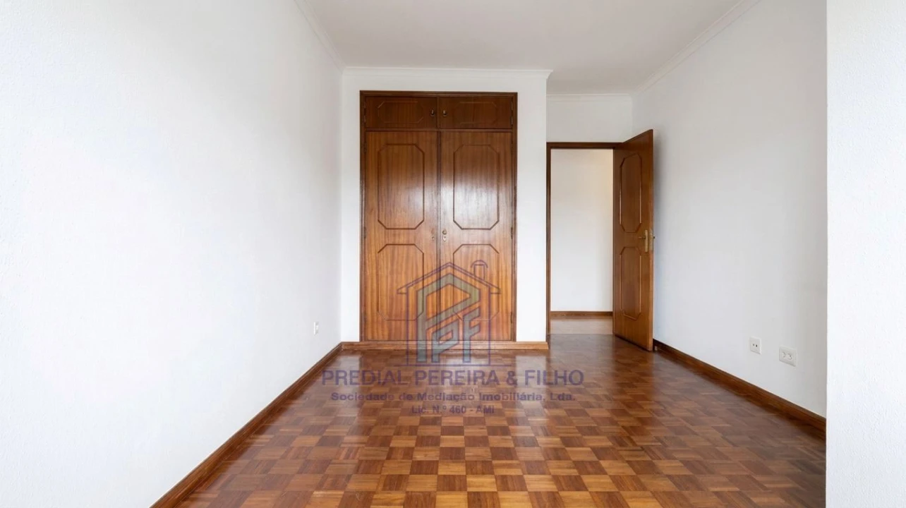 Apartamento T3 para Venda em Rio Tinto Foto 17