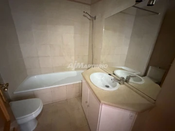 Apartamento T1 para Arrendamento em Lordelo do Ouro e Massarelos