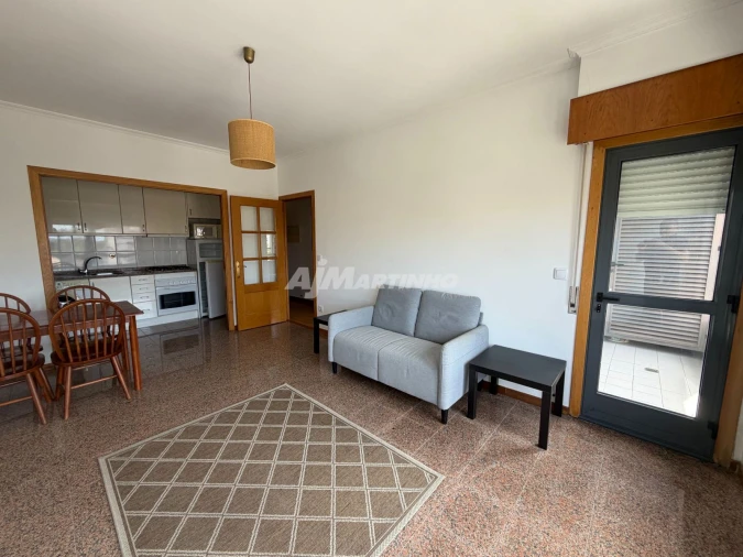 Apartamento T1 para Arrendamento em Lordelo do Ouro e Massarelos Foto 5