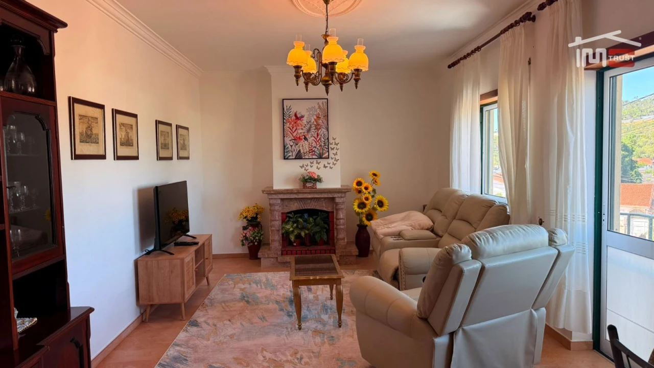 Apartamento T3 para Venda em Minde Foto 1