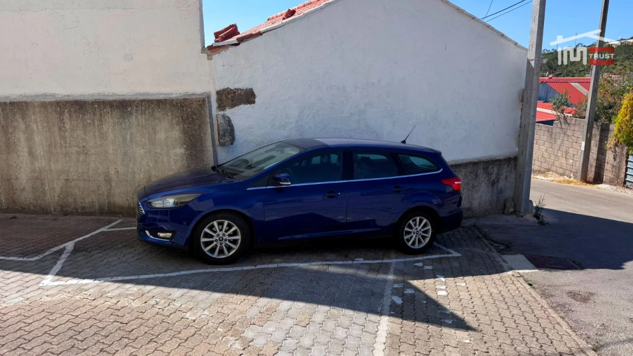 Apartamento T3 para Venda em Minde Foto 17