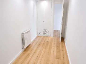 Apartamento T2 para Arrendamento em Santa Marinha e São Pedro da Afurada