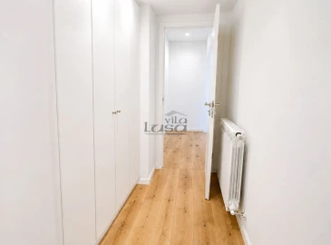 Apartamento T2 para Arrendamento em Santa Marinha e São Pedro da Afurada