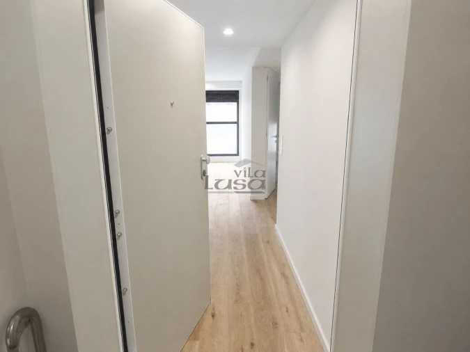 Apartamento T2 para Arrendamento em Santa Marinha e São Pedro da Afurada Foto 3