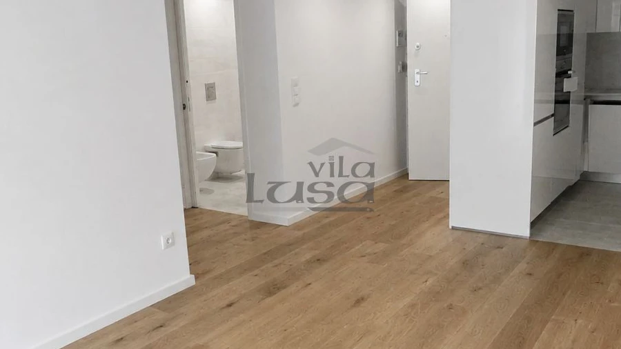 Apartamento T2 para Arrendamento em Santa Marinha e São Pedro da Afurada