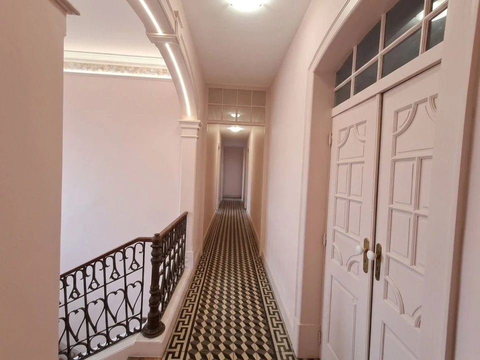 Apartamento T9 para Venda em Reguengos de Monsaraz Foto 3