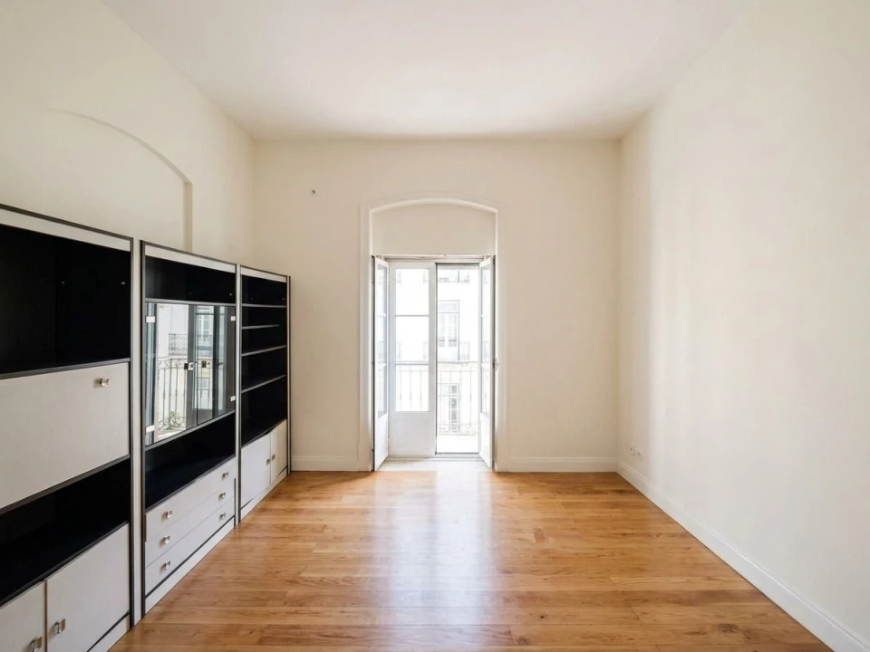 Apartamento T9 para Venda em Reguengos de Monsaraz Foto 5