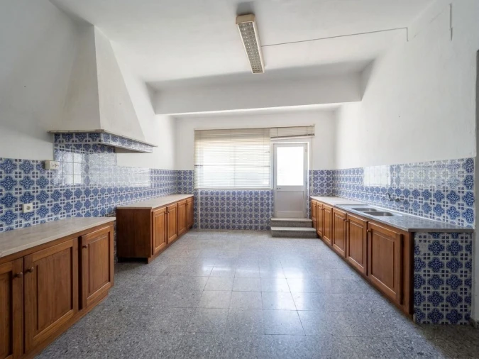Apartamento T9 para Venda em Reguengos de Monsaraz Foto 8