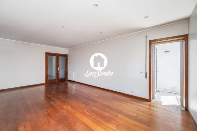 Apartamento T2 para Venda em Cidade da Maia