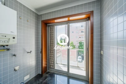 Apartamento T2 para Venda em Cidade da Maia