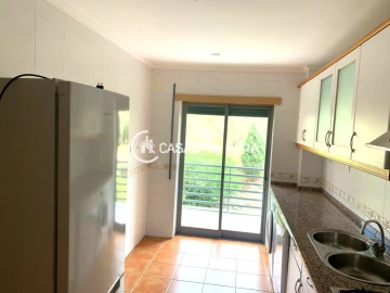 Apartamento T2 para Arrendamento em Corroios