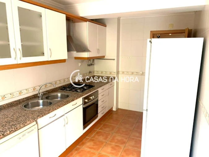 Apartamento T2 para Arrendamento em Corroios Foto 2