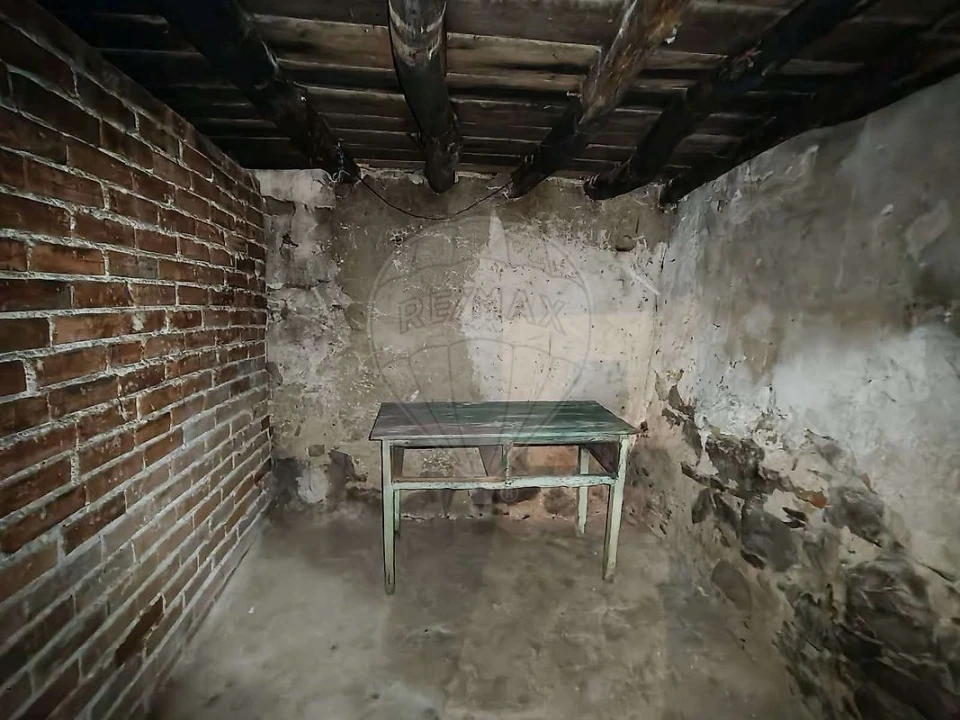 Moradia T2 para Venda em Zambujal Foto 3