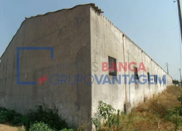 Armazém para Venda em Marinhais